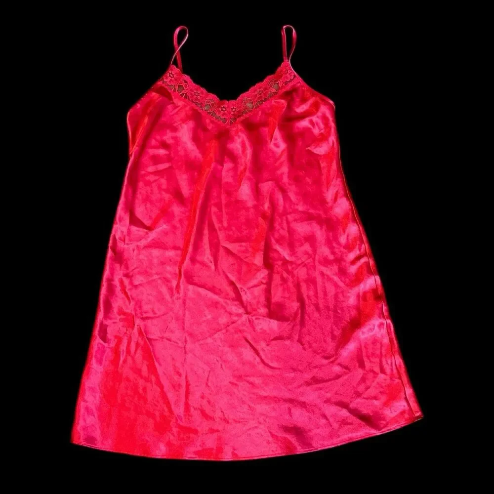 Gilligan OMalley Glossy‎ Oily Red Satin Nightgown Chemise Slip 90s Sz Small